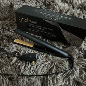 GHD classic Flat iron.